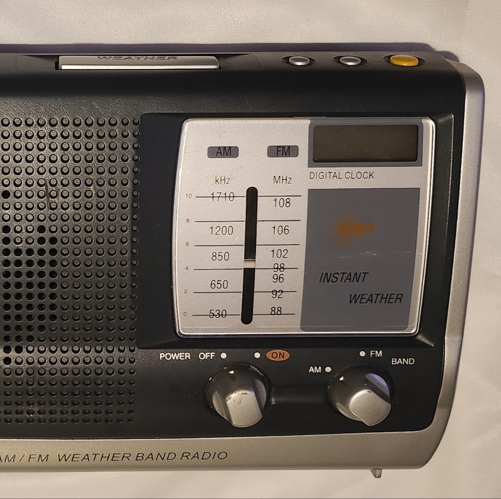 Emerson AM/FM Portable Weather Band Radio